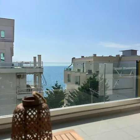 Emma Sea View Apartment