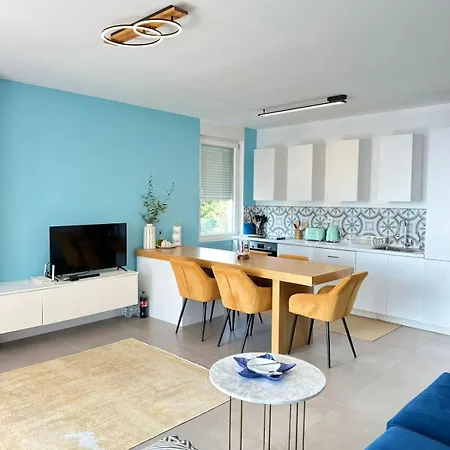Emma Sea View Apartment