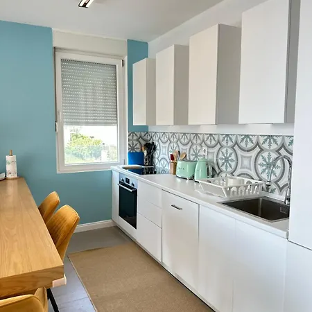 Emma Sea View Apartment Sarandë
