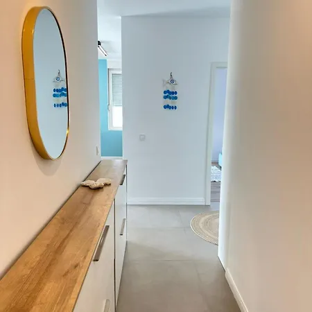 Apartment Emma Sea View *